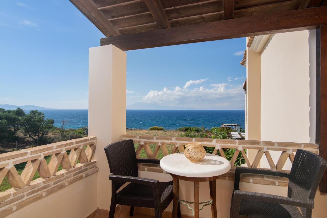 Sea Breeze Villa Planos